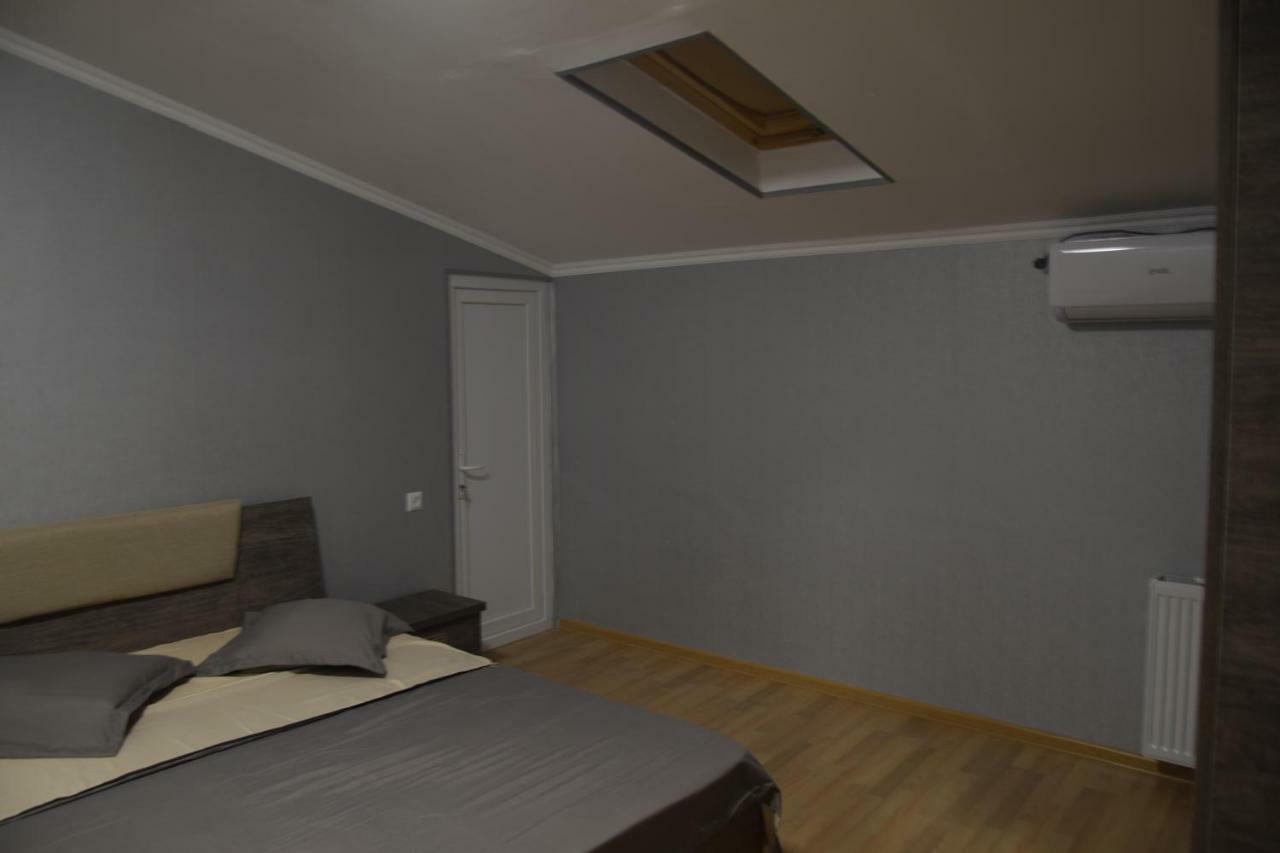 Gogoli Family Hotel Tbilisi Ngoại thất bức ảnh