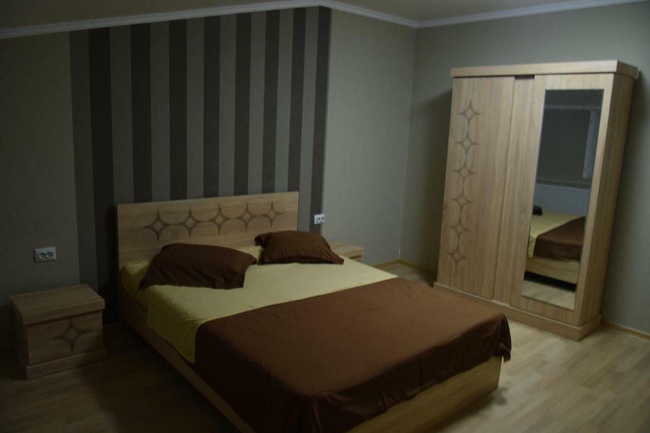 Gogoli Family Hotel Tbilisi Ngoại thất bức ảnh
