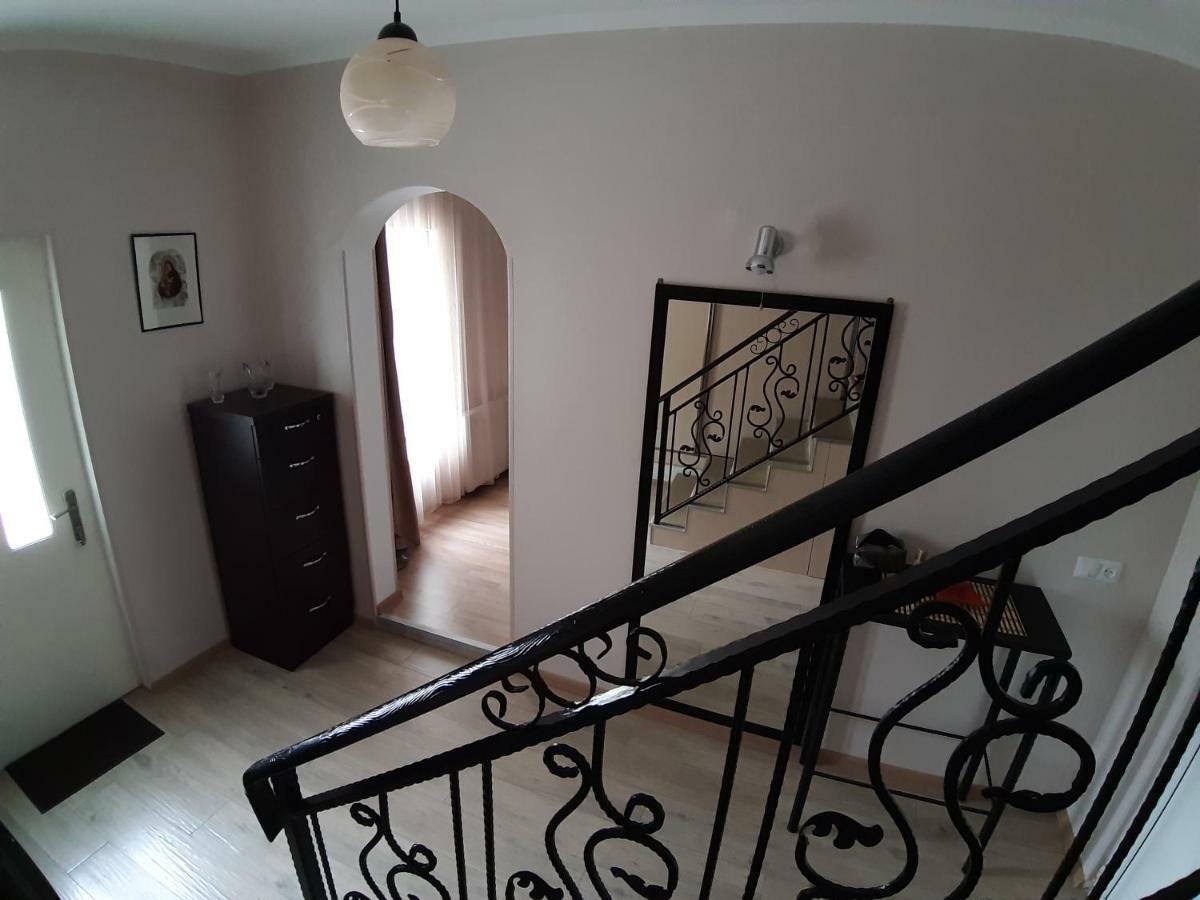 Gogoli Family Hotel Tbilisi Ngoại thất bức ảnh