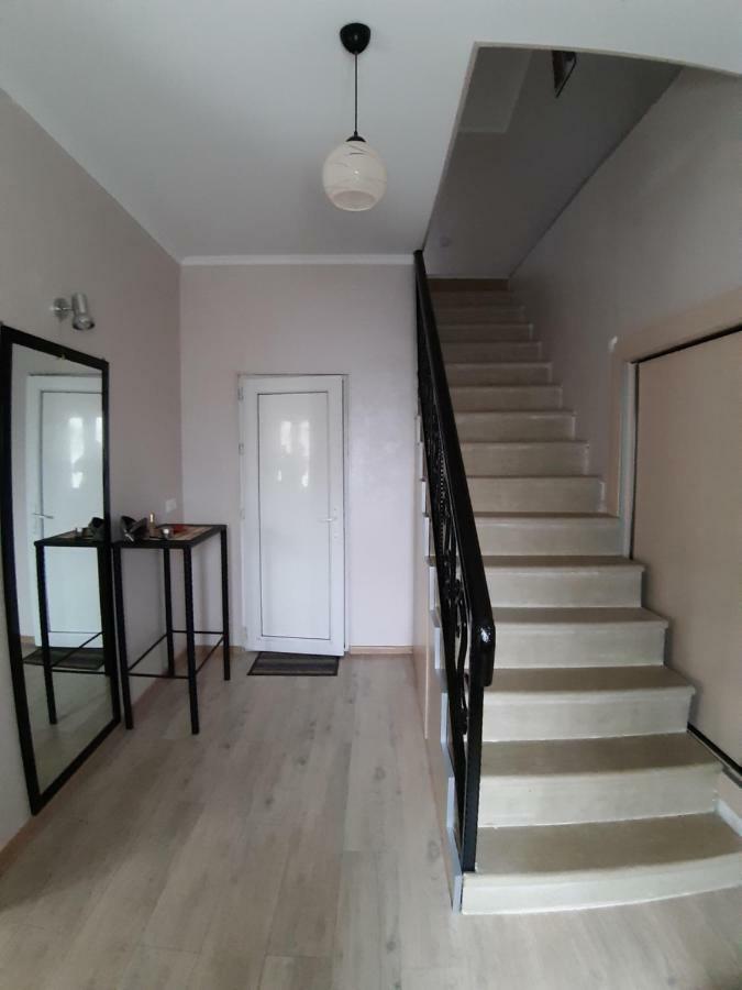 Gogoli Family Hotel Tbilisi Ngoại thất bức ảnh